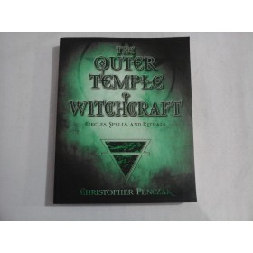      THE  OUTER  TEMPLE  OF  WITCHCRAFT  -  Christopher  PENCZAK 